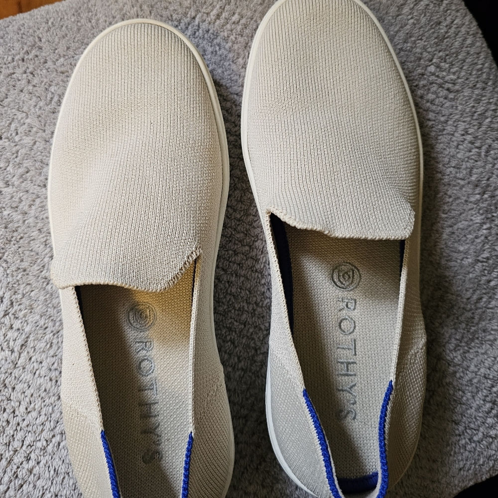 Rothy's Beige Slip-On Women's Shoes with Blue Accents